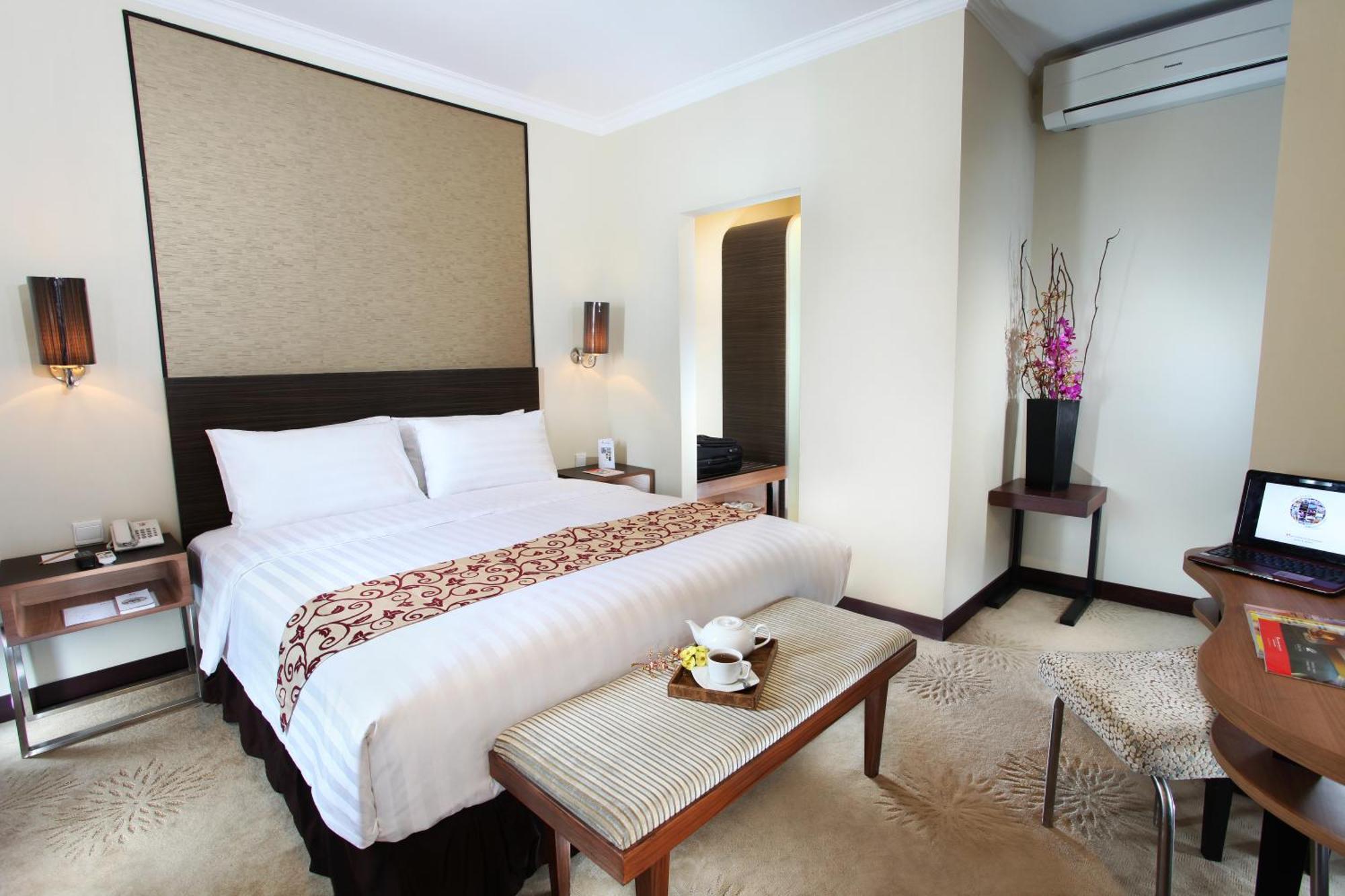 Swiss-Belinn Pangkalan Bun Exterior foto
