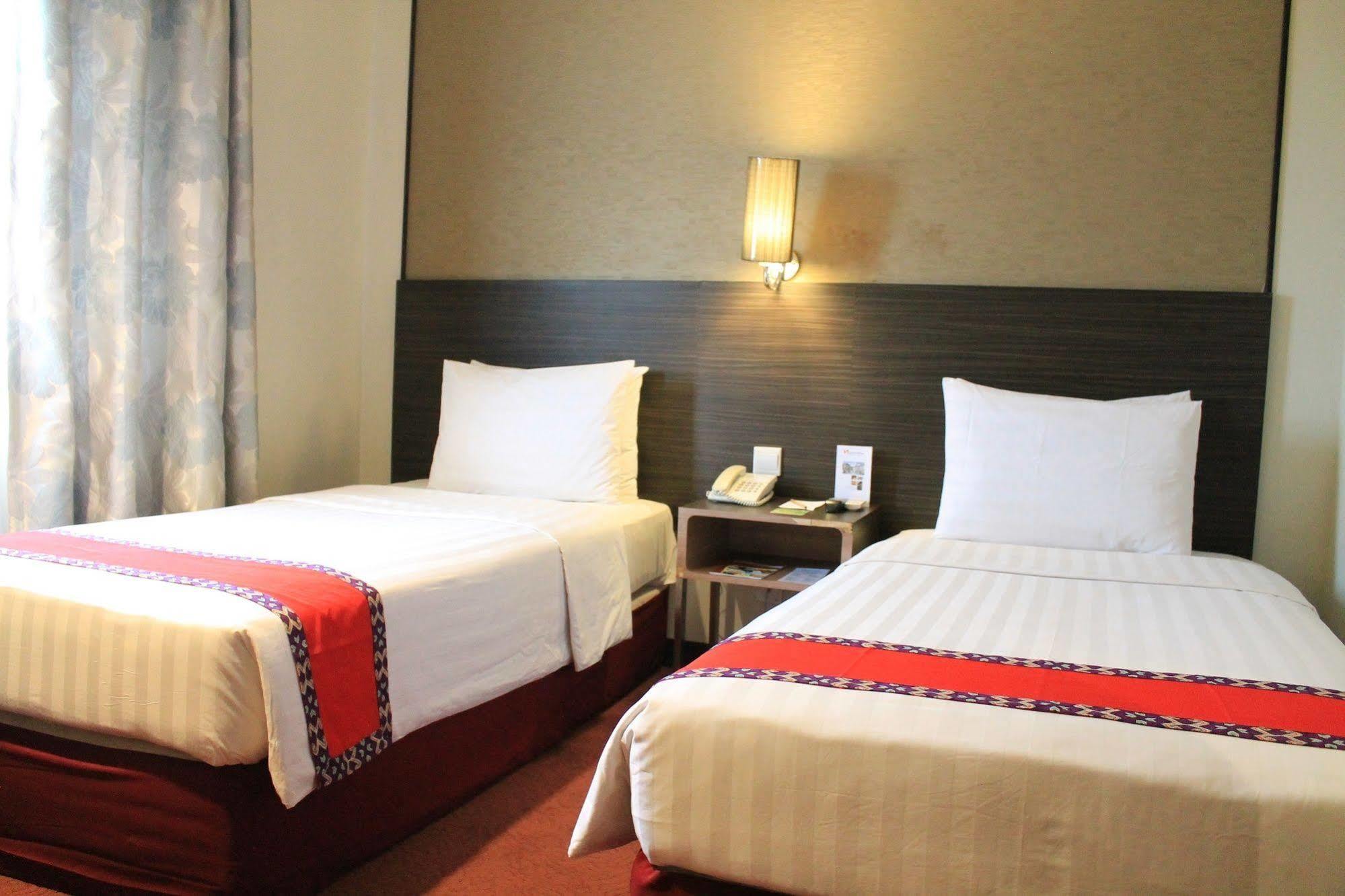 Swiss-Belinn Pangkalan Bun Exterior foto