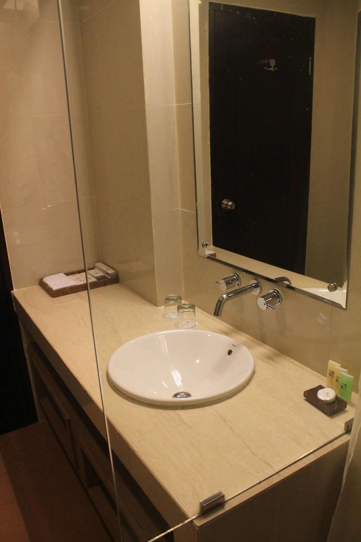 Swiss-Belinn Pangkalan Bun Exterior foto