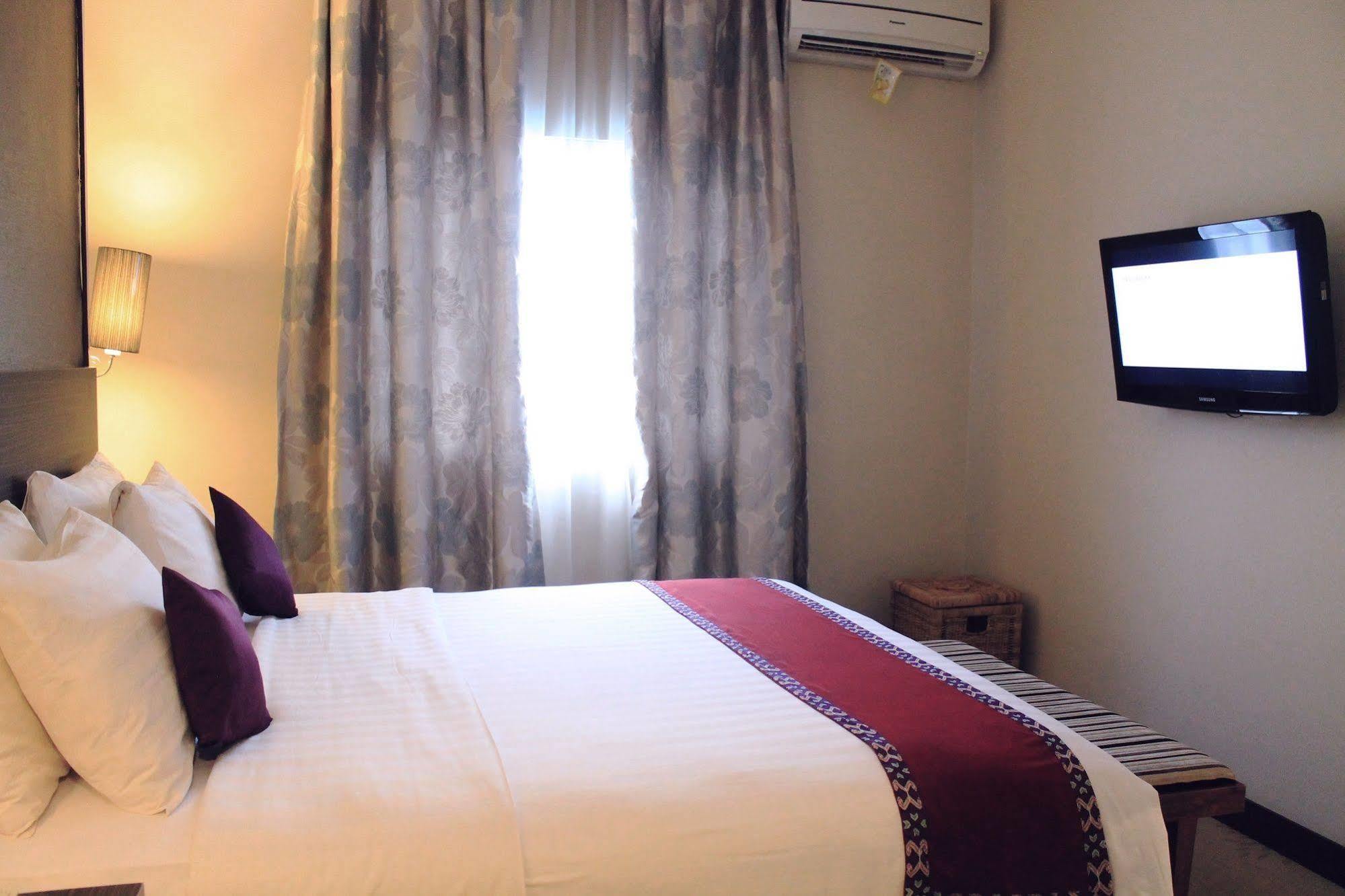 Swiss-Belinn Pangkalan Bun Exterior foto