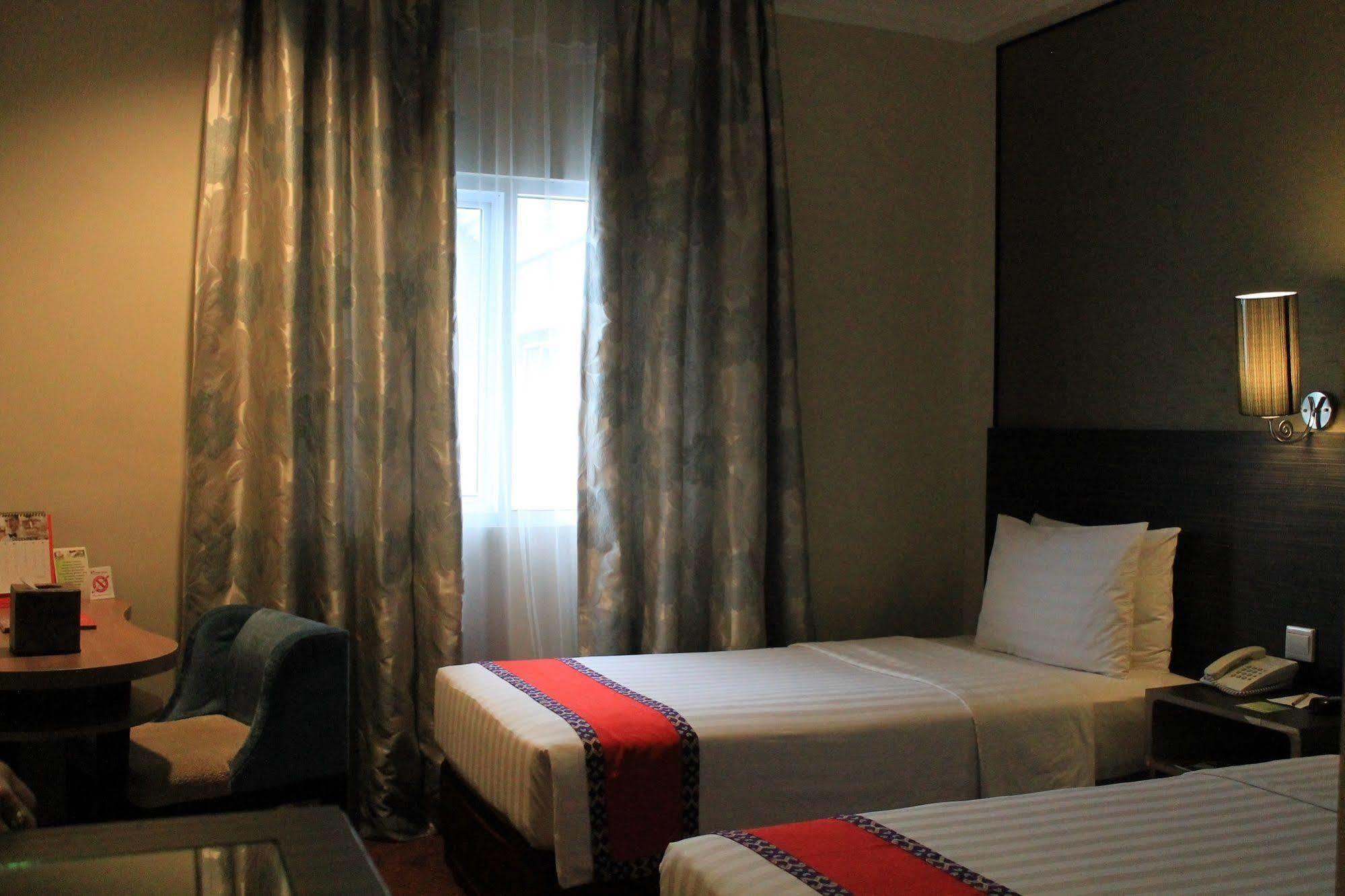 Swiss-Belinn Pangkalan Bun Exterior foto